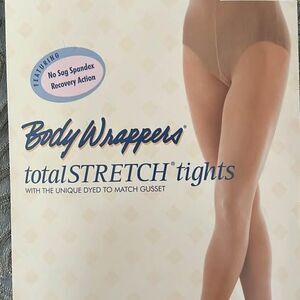 Body Wrappers total STRETCH tights, Small/Medium color Sun